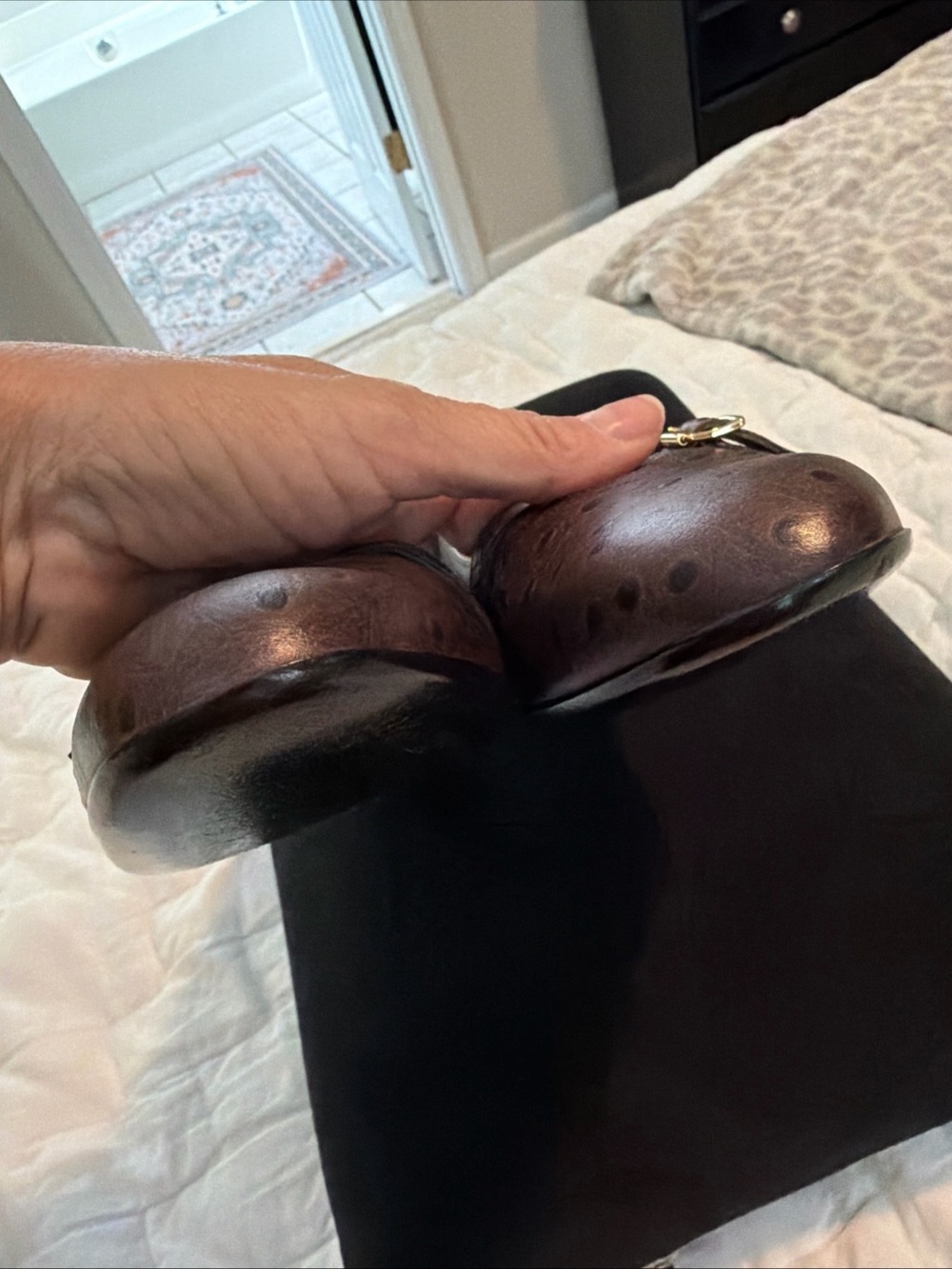 Salvatore Ferragamo Audrey Ballet Flats Ostrich Brown 8 - Picture 4 of 12